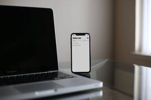 SwiftUI 教學：使用 SwiftUI 來打造 Search Bar 原來那麼簡單！