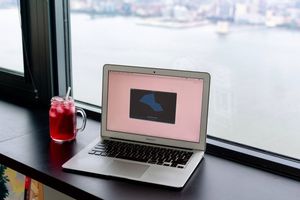 在 SwiftUI 構建漂亮的數據視覺化工具：雷達圖 (Radar Chart)